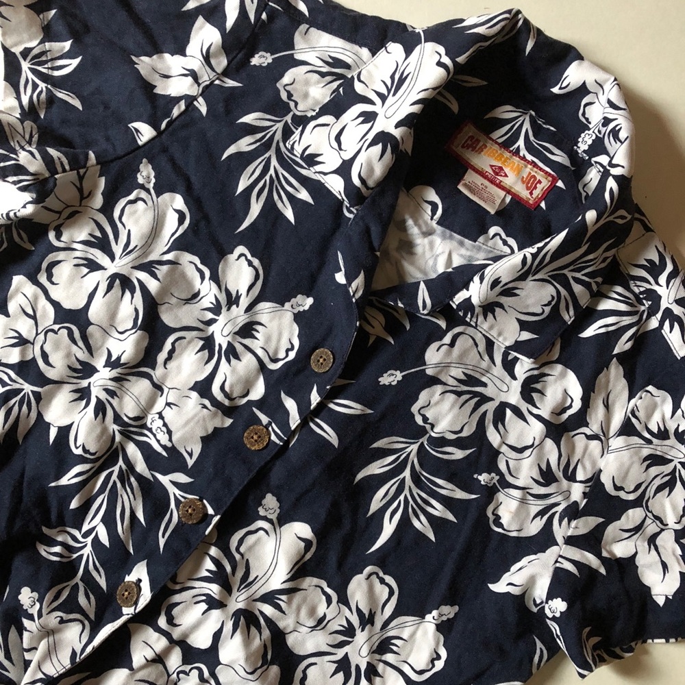hawaiian top